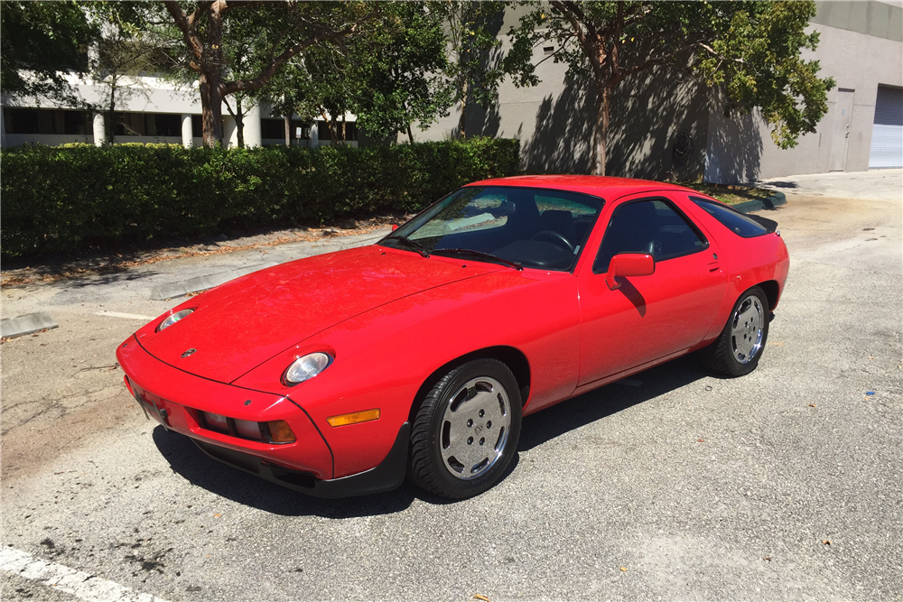 1983 PORSCHE 928S 