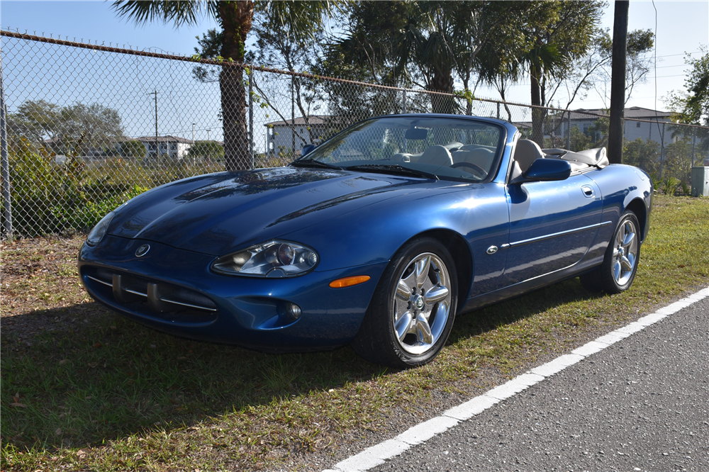 1997 JAGUAR XK8 CONVERTIBLE