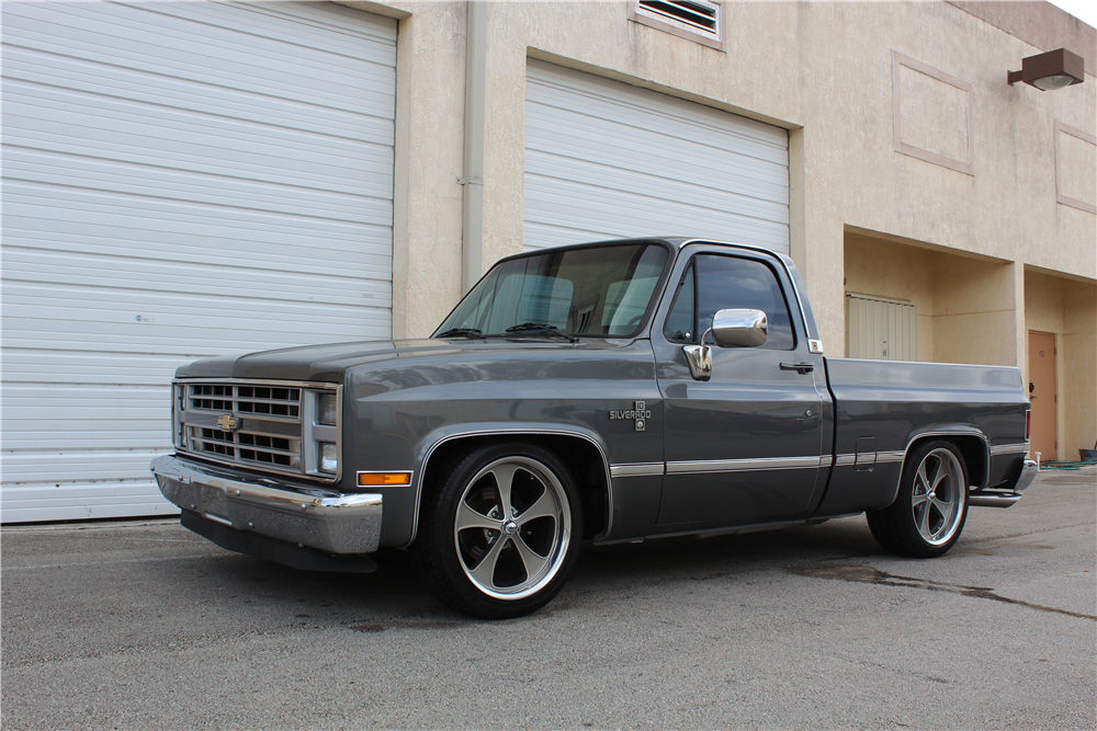 1987 CHEVROLET SILVERADO PICKUP