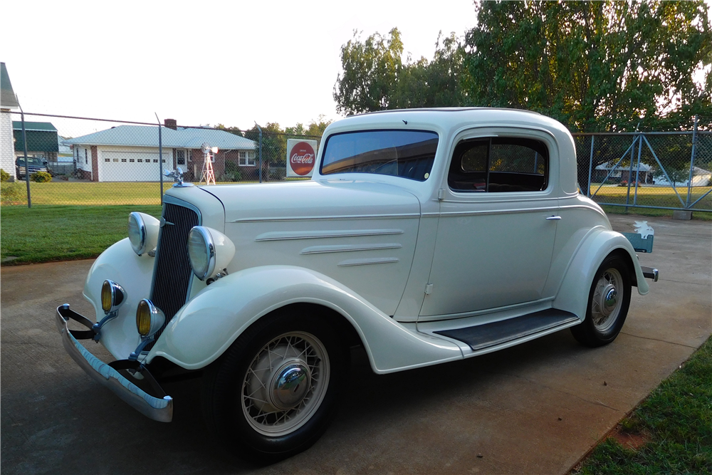 1935 CHEVROLET 3-WINDOW COUPE