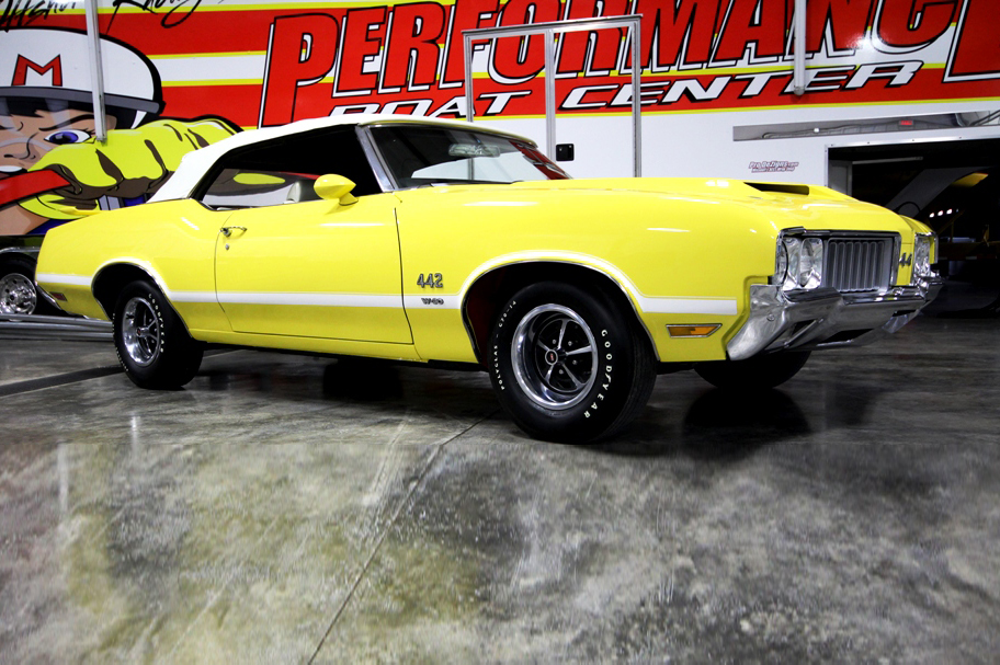 1970 OLDSMOBILE CUTLASS SUPREME CONVERTIBLE