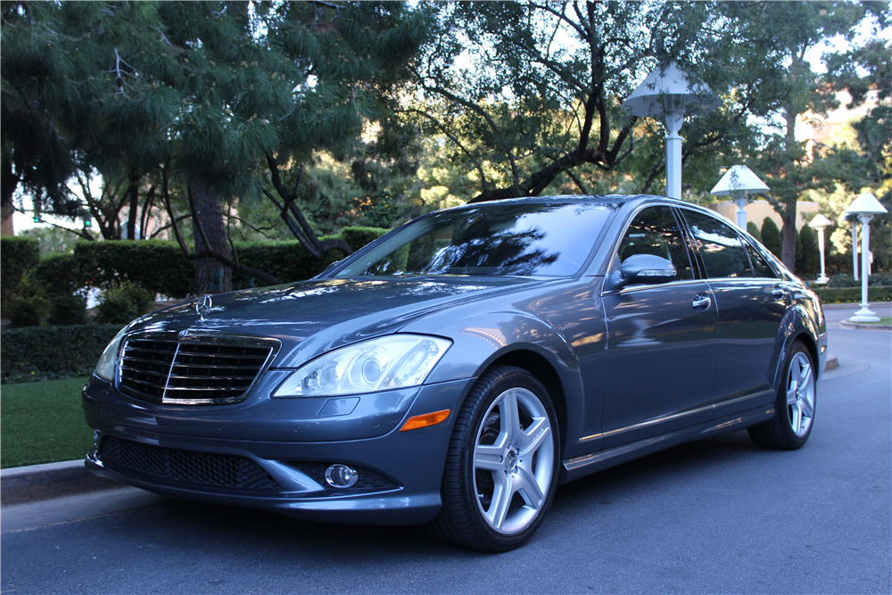 2007 MERCEDES-BENZ S550 4-DOOR SEDAN