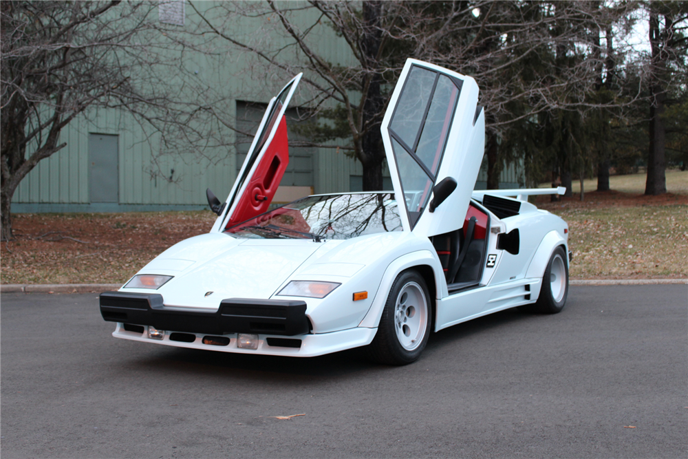 1988 LAMBORGHINI COUNTACH 