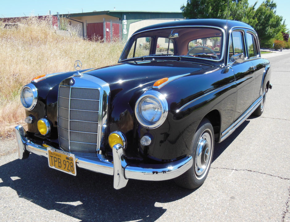 1959 Mercedes-Benz 220S 4-Speed