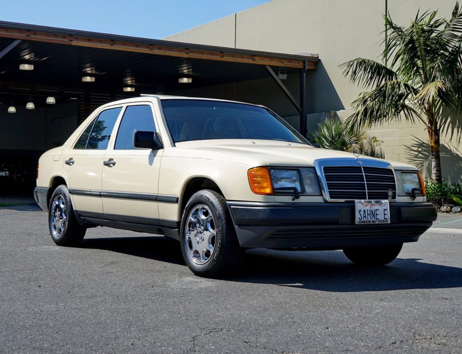 No Reserve: 374K-Mile 1986 Mercedes-Benz 300E