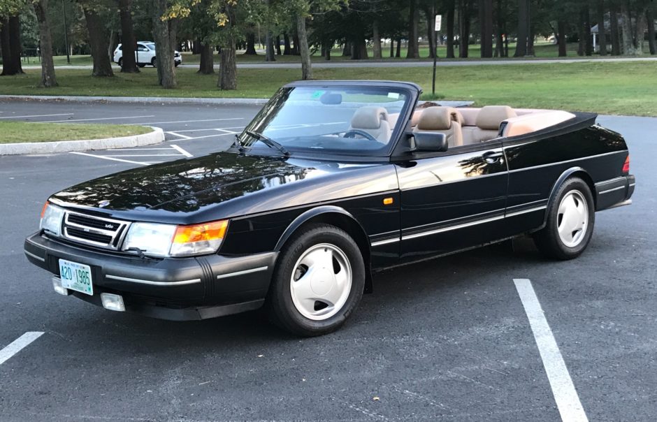 44K-Mile 1994 Saab 900 Turbo Convertible 5-Speed