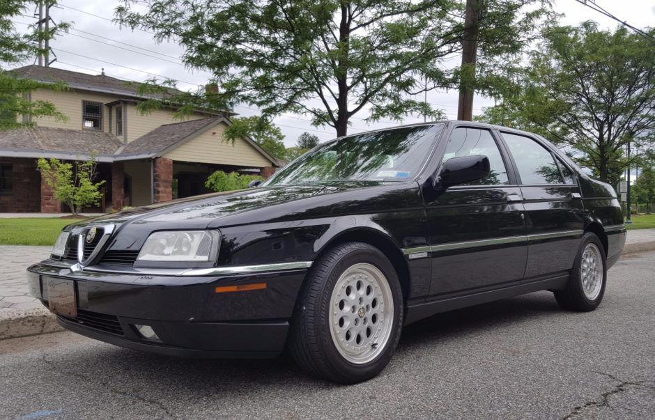 No Reserve: 37k-Mile 1995 Alfa Romeo 164LS 5-Speed