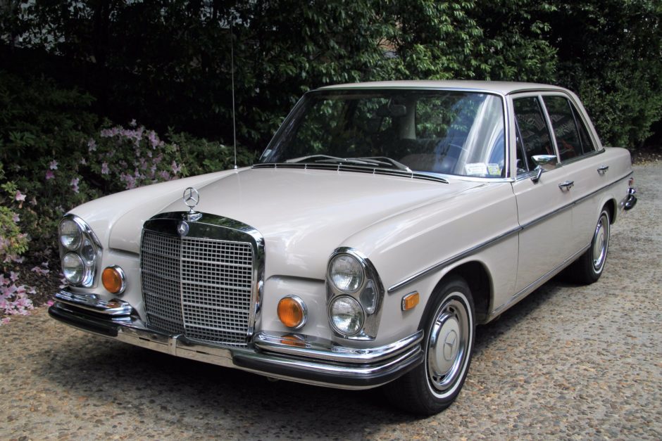 1972 Mercedes-Benz 280SE 4.5