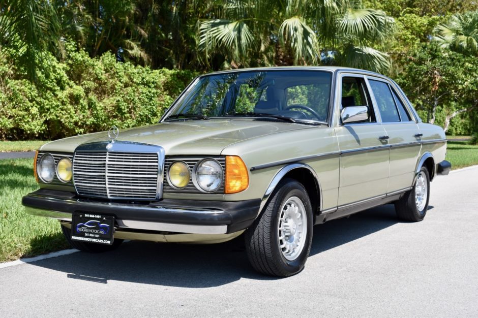 No Reserve: 1985 Mercedes-Benz 300D Turbo