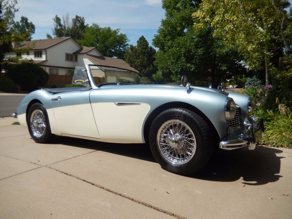 1961 Austin-Healey 3000 BT7 2+2