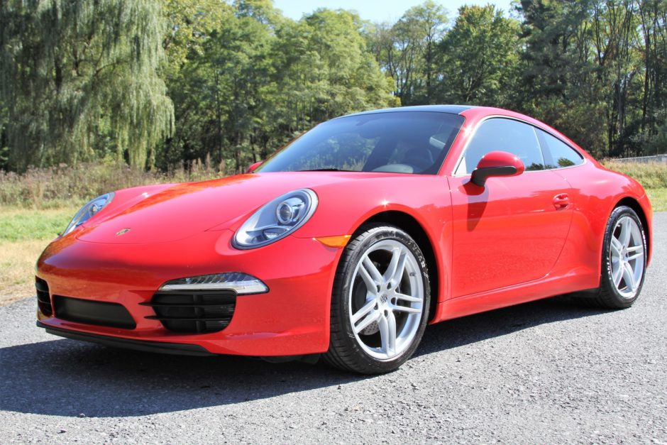 2016 Porsche 911 Carrera 7-Speed
