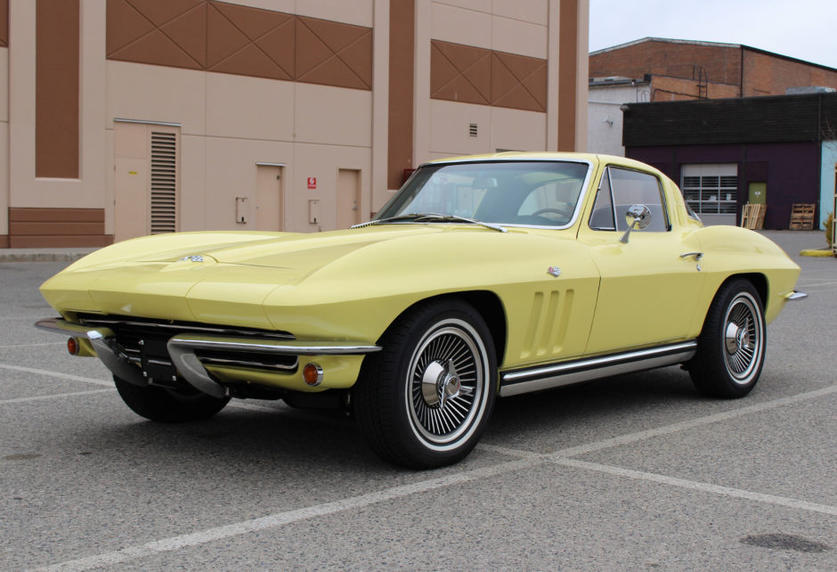 1965 Chevrolet Corvette Coupe 4-Speed