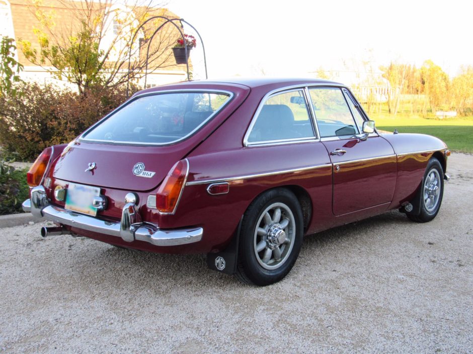 1974 MG MGB GT