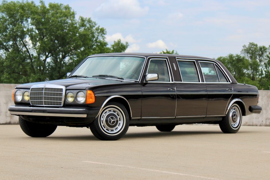 1981 Mercedes-Benz 300D Limousine