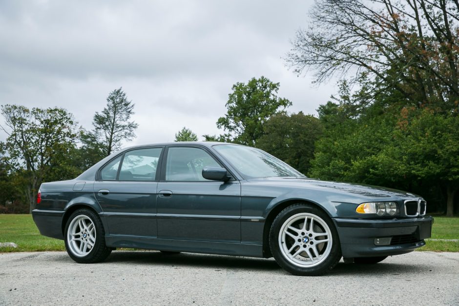 No Reserve: 2001 BMW 740i Sport