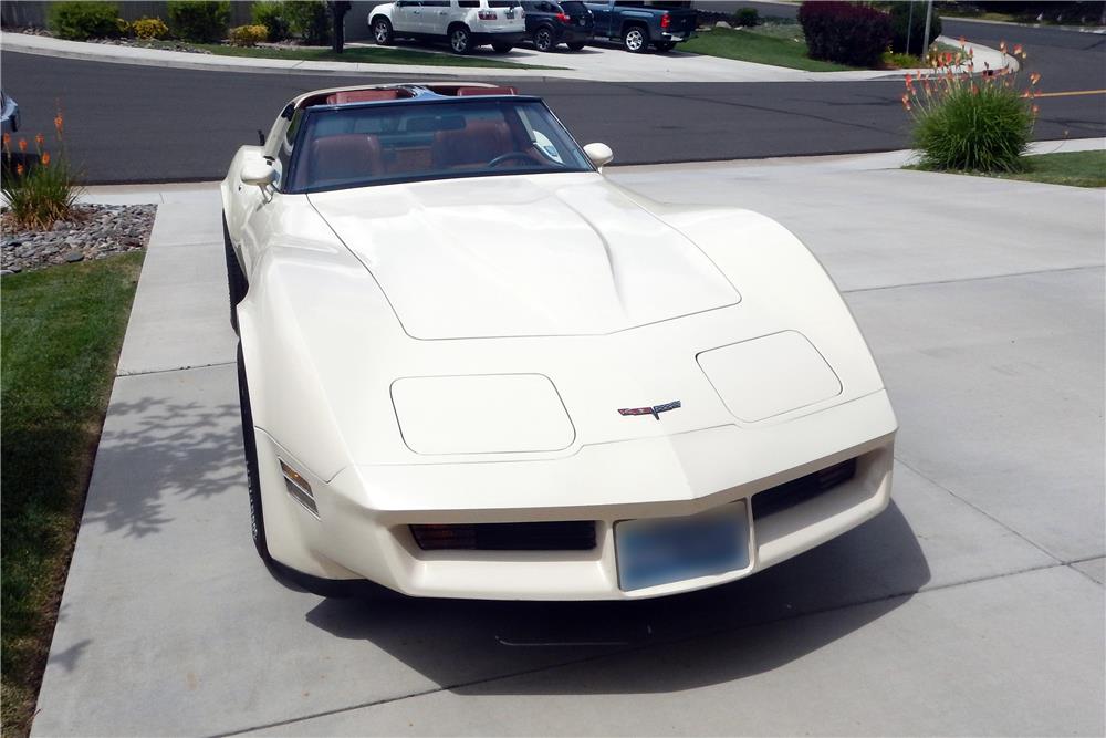 1981 CHEVROLET CORVETTE T-TOP