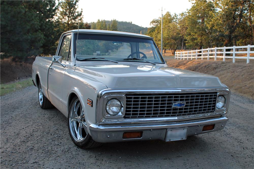 1971 CHEVROLET C-10 CUSTOM PICKUP