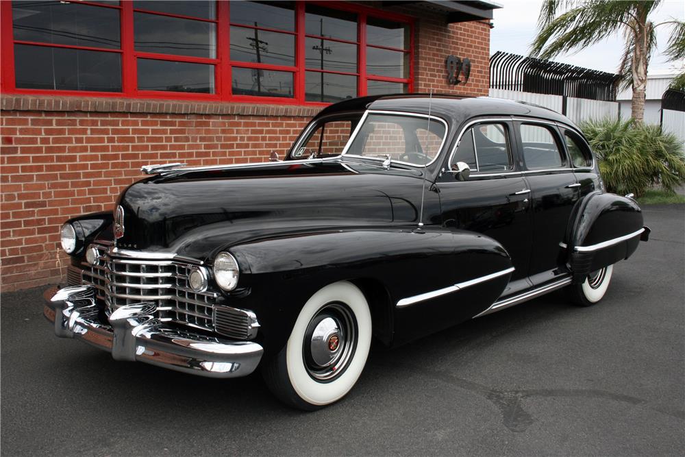 1942 CADILLAC SERIES 61 SEDAN