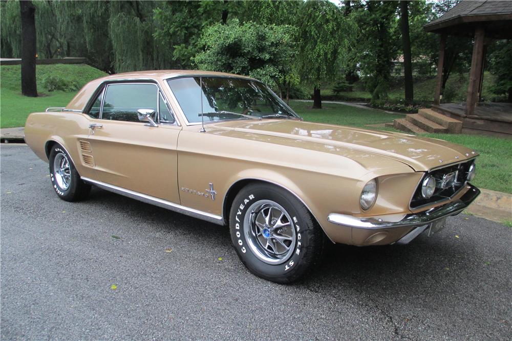 1967 FORD MUSTANG