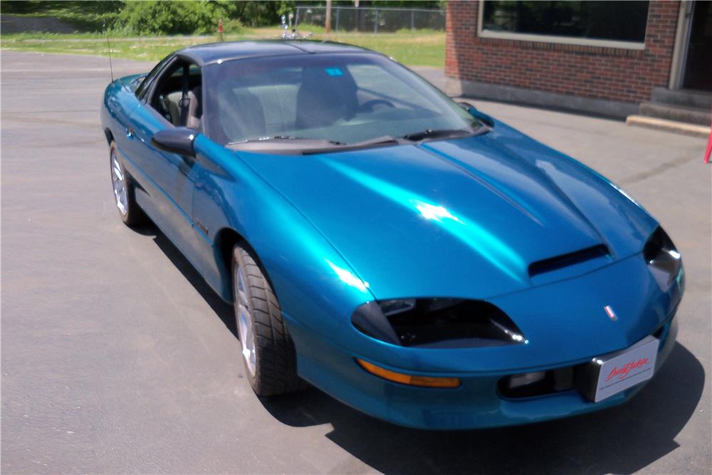 1995 CHEVROLET CAMARO Z/28 CUSTOM