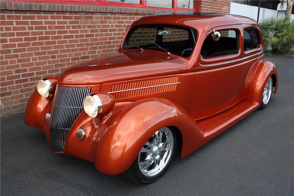 1936 FORD CUSTOM SEDAN