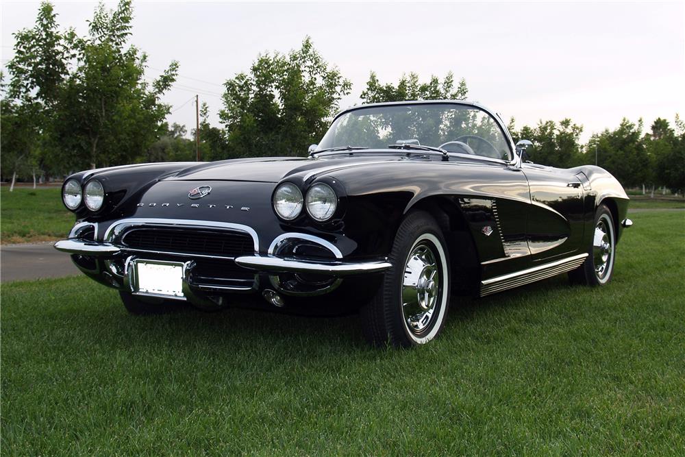 1962 CHEVROLET CORVETTE CONVERTIBLE