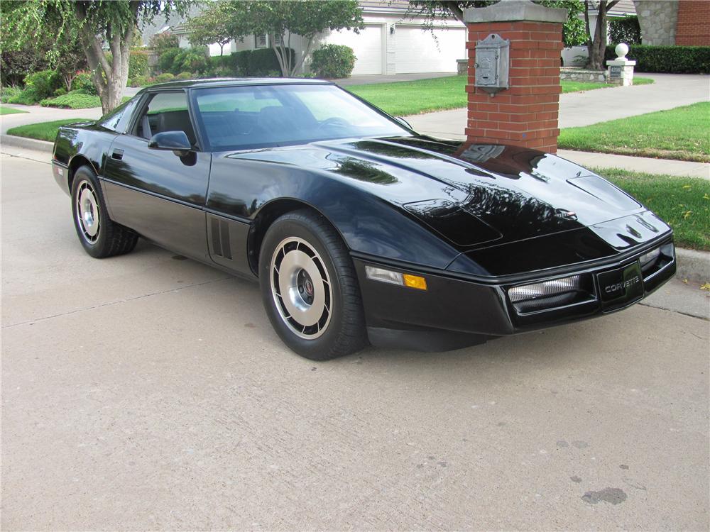 1984 CHEVROLET CORVETTE COUPE