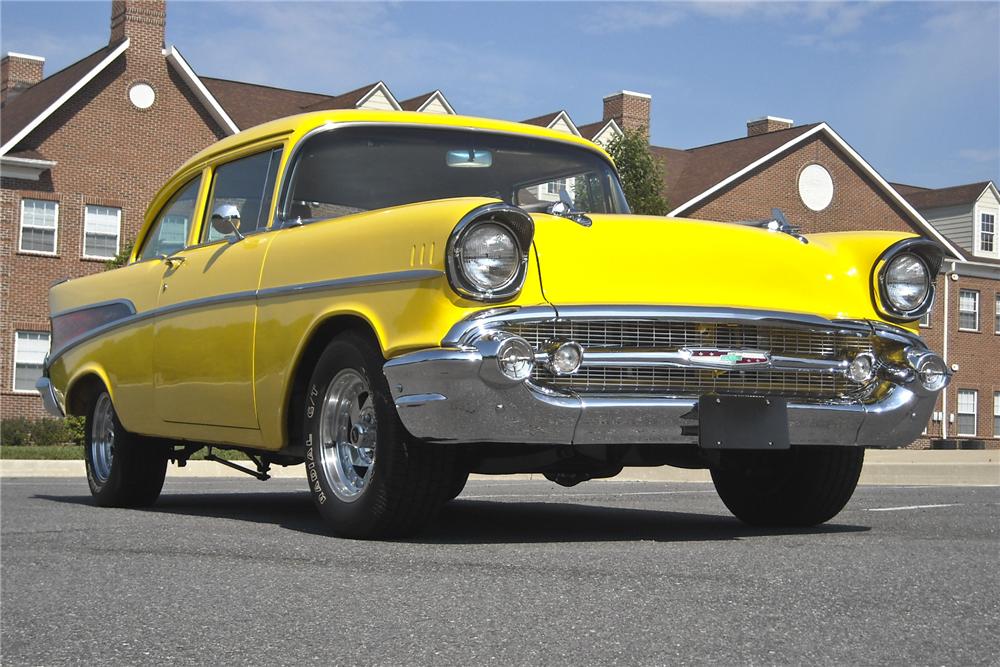 1957 CHEVROLET 210 CUSTOM 2 DOOR SEDAN