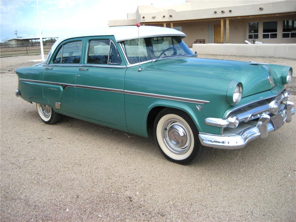 1954 FORD CUSTOM LINE 4 DOOR SEDAN