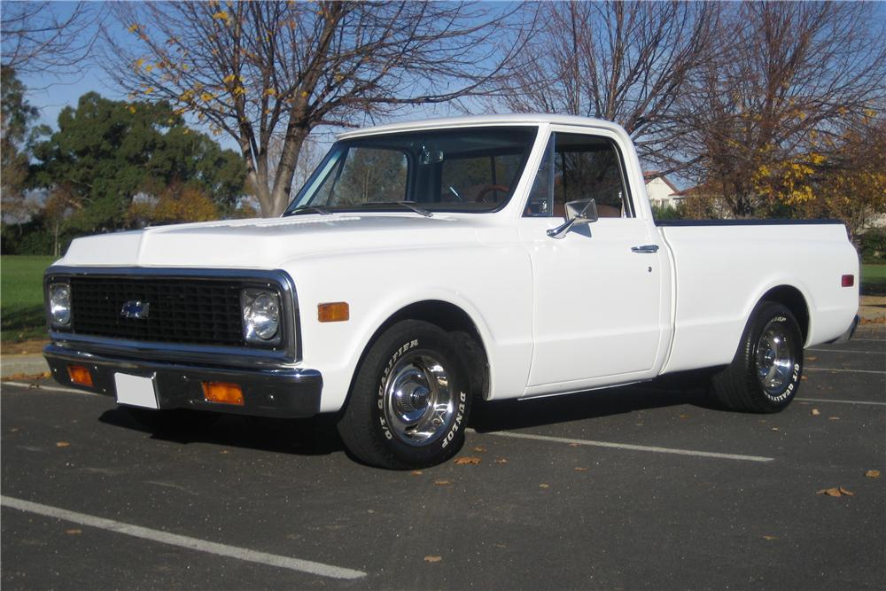 1972 CHEVROLET C-10 CUSTOM SHORT BED PICKUP