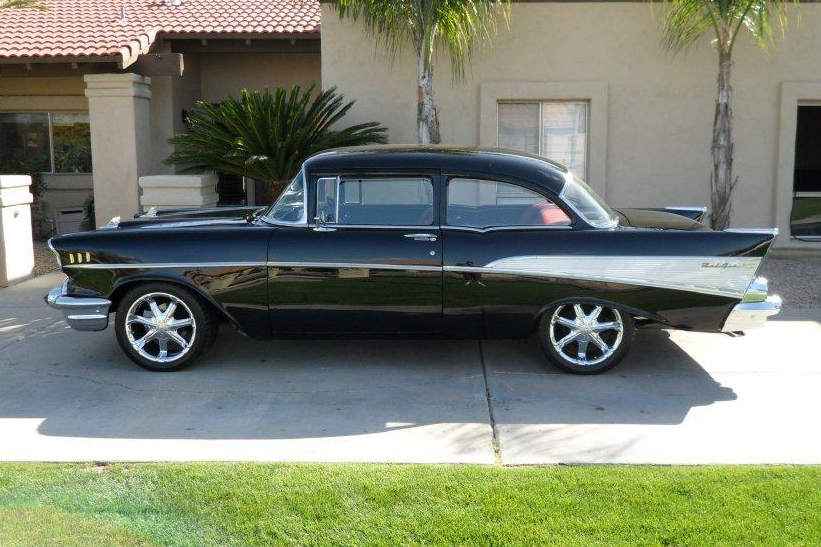 1957 CHEVROLET 210 CUSTOM 2 DOOR HARDTOP