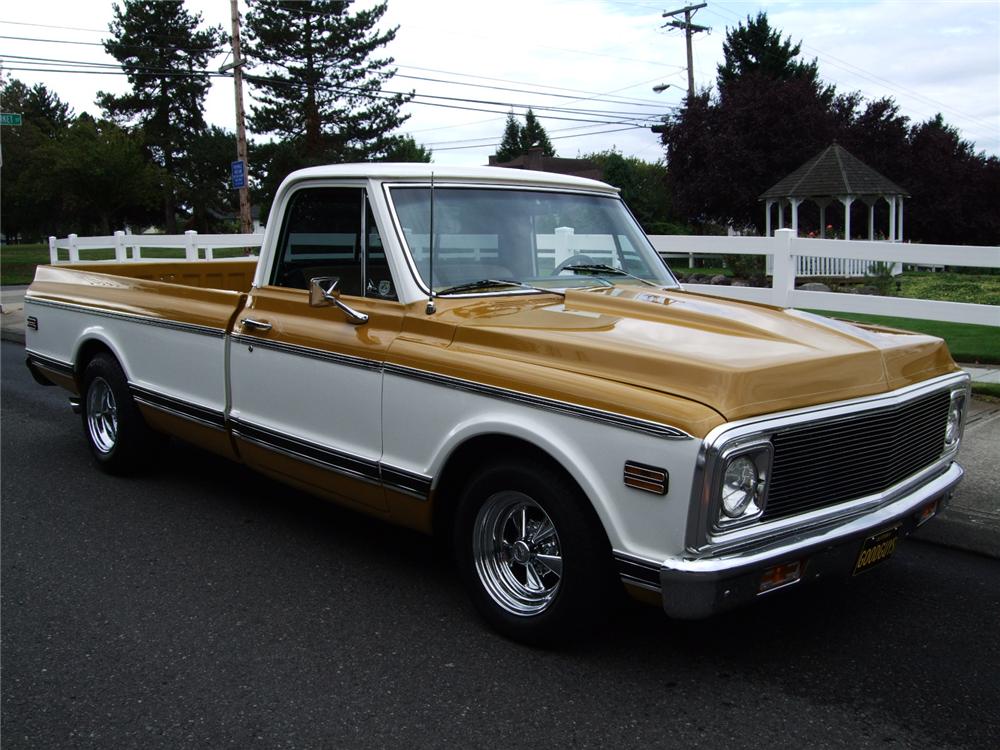 1972 CHEVROLET C-10 CUSTOM PICKUP