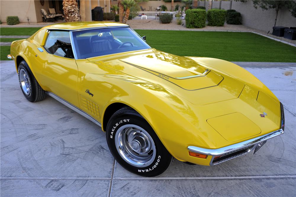 1971 CHEVROLET CORVETTE 2 DOOR COUPE