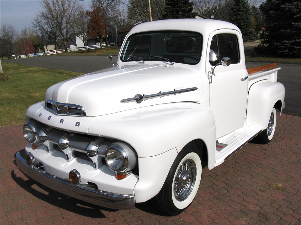 1952 FORD F-1 CUSTOM PICKUP