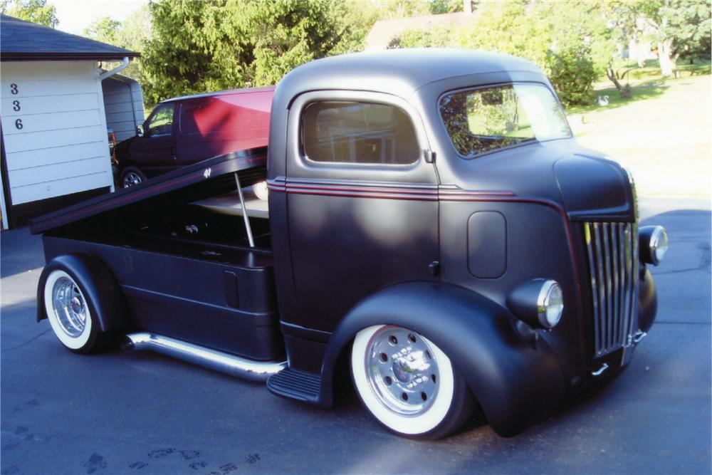 1941 FORD CUSTOM TRUCK