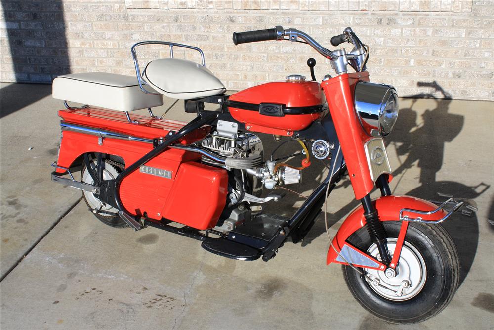 1962 CUSHMAN EAGLE SCOOTER