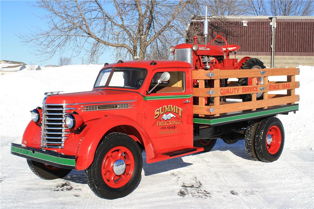 1948 FARMALL CUB TRACTOR