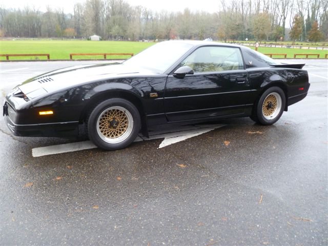 1987 PONTIAC FIREBIRD TRANS AM GTA 2 DOOR COUPE