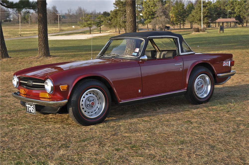 1973 TRIUMPH TR-6 ROADSTER