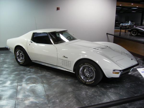 1972 CHEVROLET CORVETTE 2 DOOR COUPE