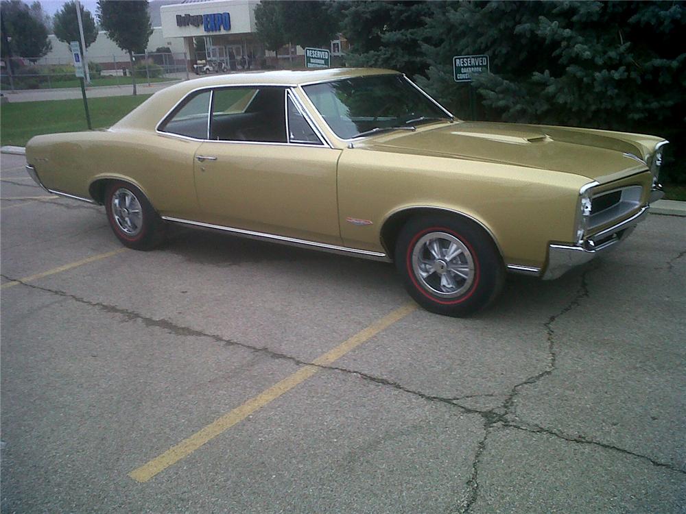 1966 PONTIAC GTO COUPE