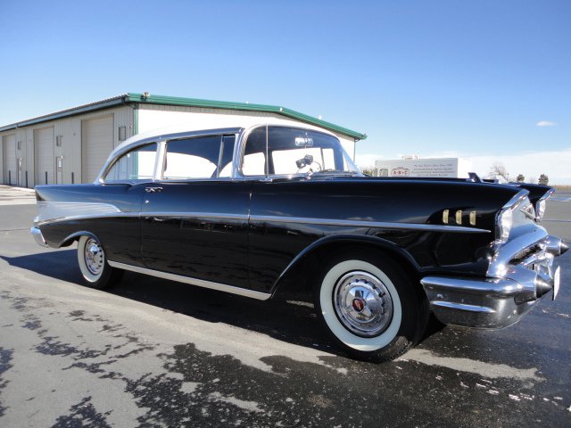 1957 CHEVROLET BEL AIR 2 DOOR HARDTOP