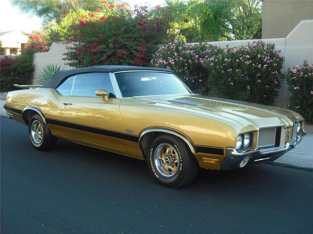 1972 OLDSMOBILE CUTLASS SUPREME CUSTOM CONVERTIBLE