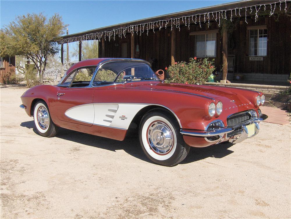 1961 CHEVROLET CORVETTE CONVERTIBLE