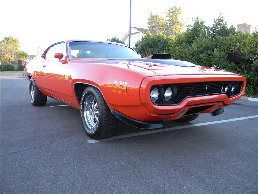 1971 PLYMOUTH ROAD RUNNER 2 DOOR HARDTOP