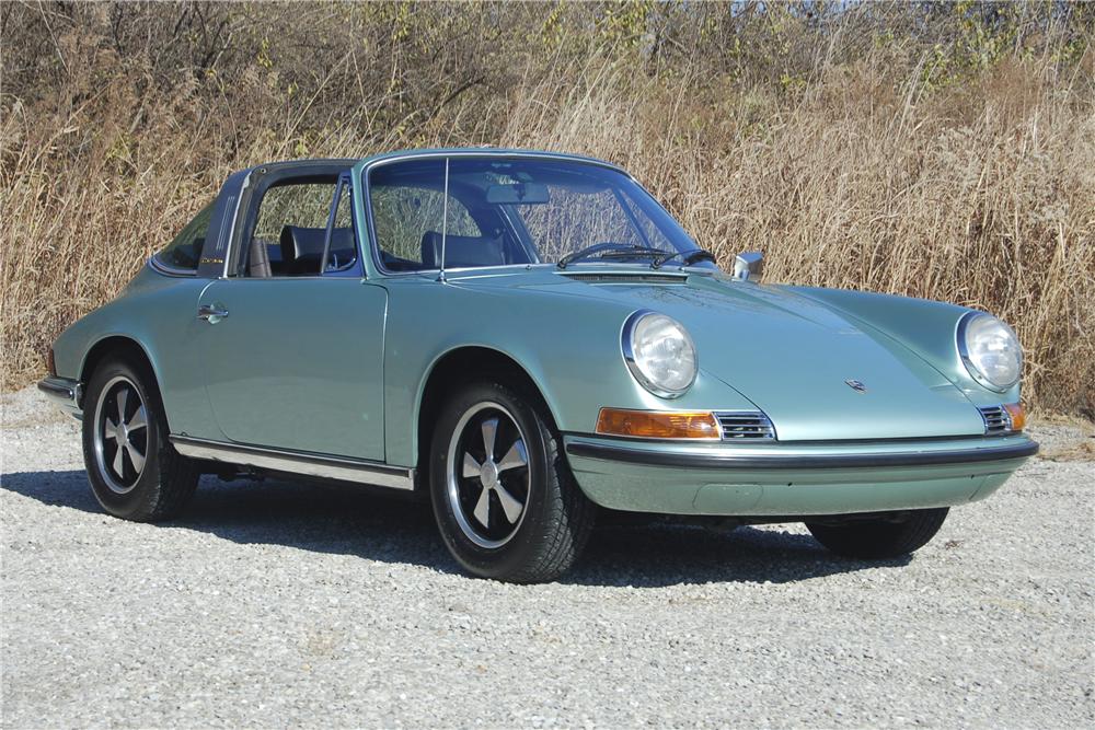 1969 PORSCHE 911E TARGA