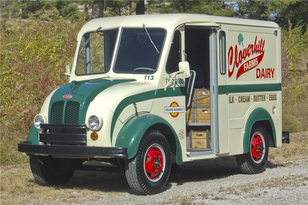 1965 DIVCO MILK TRUCK