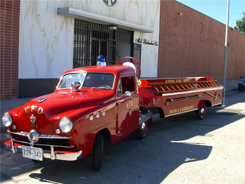 1951 CROSLEY FIRE HOOK & LADDER FIRE TRUCK