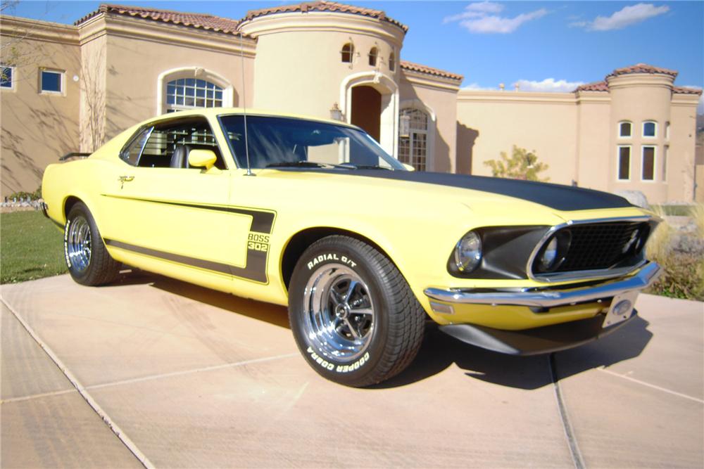 1969 FORD MUSTANG BOSS 302 2 DOOR FASTBACK