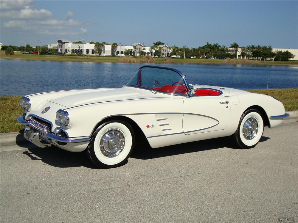 1960 CHEVROLET CORVETTE CONVERTIBLE